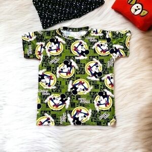 NWOT Disney Style Short Sleeve Shirt Boys Crew Neck Tee Mickie T-Shirt Top